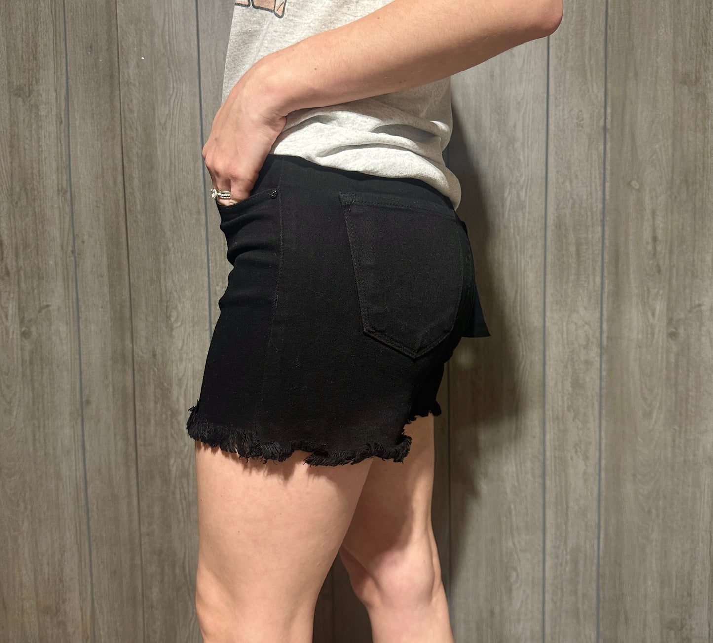 Dakota Short