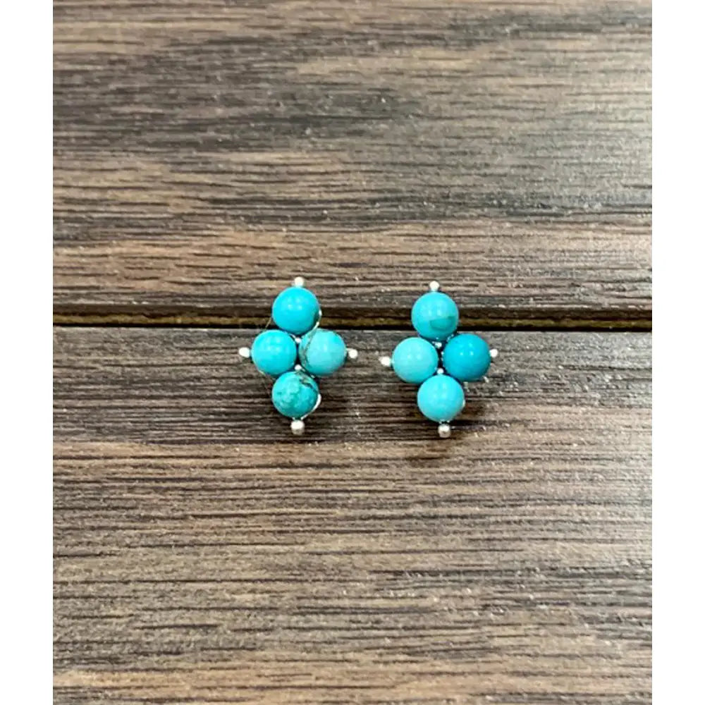 Dottie Studs